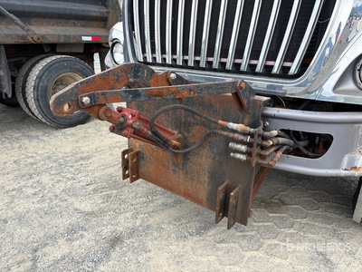 2008 International 7400 4x2 Snow Plow Truck