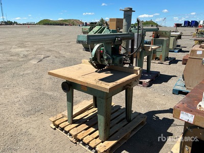 Radial Arm Saw