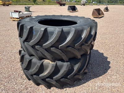 Vredestein 710/70R42 TL173D Qte De Pneus Qty Of إطارات المعدات