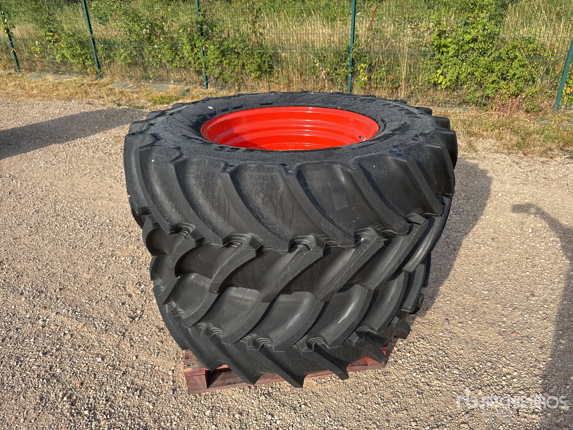 Mitas 540/65R30 TL 150 D Qte De 2 Roues Qty Of 2 Wheels