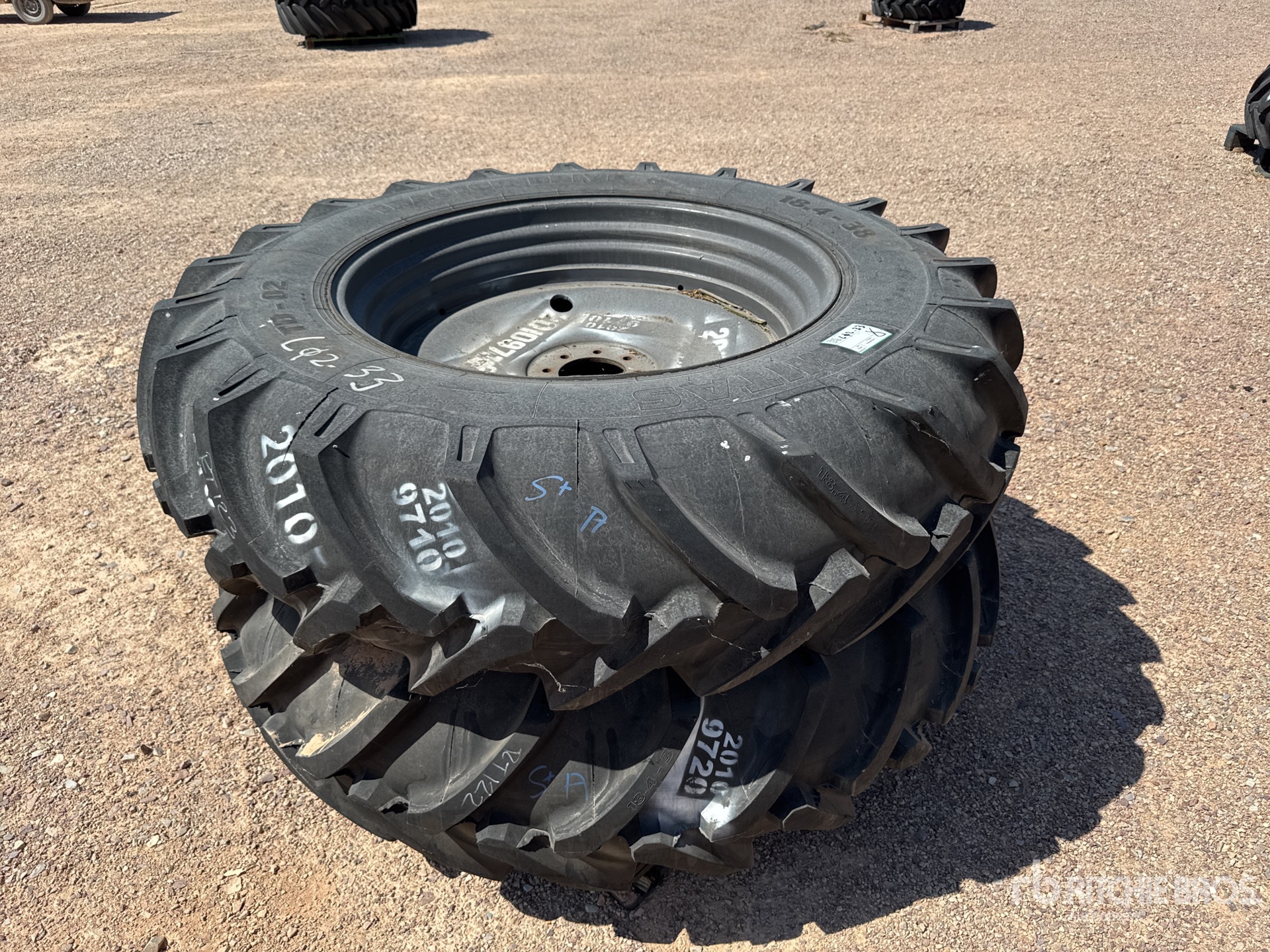 Mitas 18,4 -38 F Qte De 2 Roues Qty OF 2 Wheels