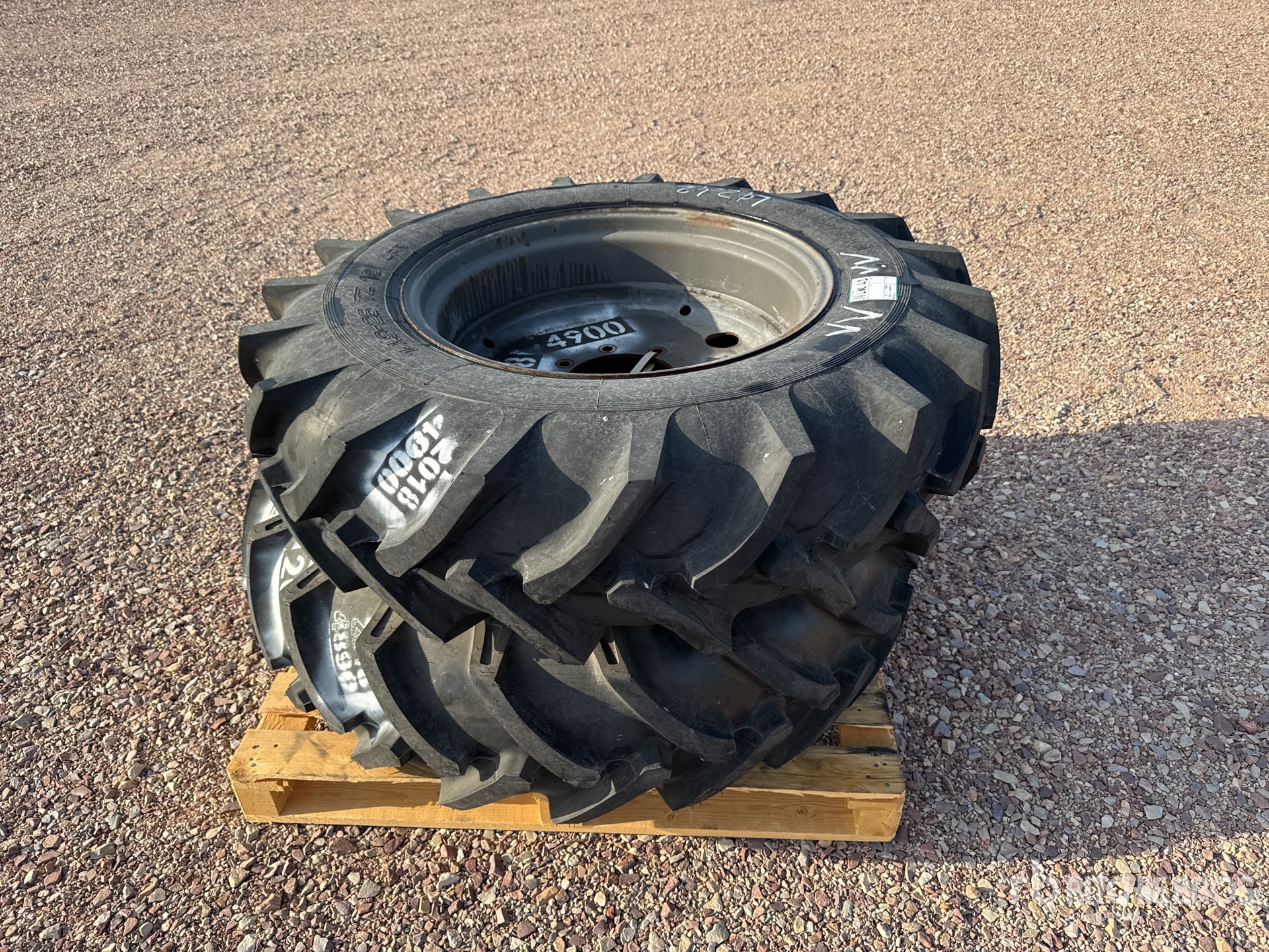 Mitas 14,9 -28 F Qte De 2 Roues Qty Of 2 Wheels