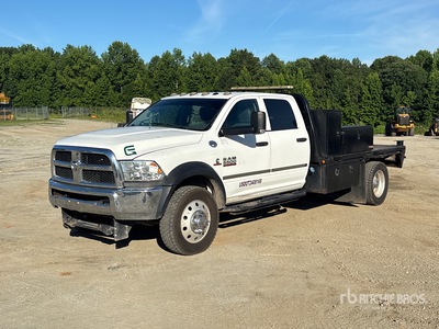 2017 Ram 4500 4x4 Crew Cab Pritsche-Lkw