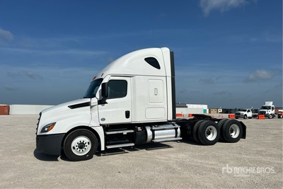 2023 Freightliner Cascadia 126 6x4 Tracteur Routier Couchette