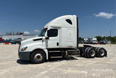 2023 Freightliner Cascadia 126 6x4 T/A Sleeper Truck Tractor