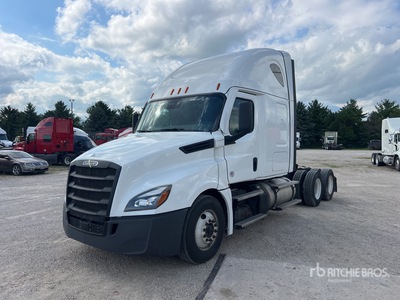 2023 Freightliner Cascadia 126 6x4 T/A Slaapcabine Trekker