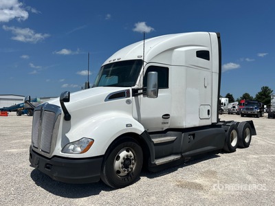 2022 Kenworth T680 6x4 T/A Slaapcabine Trekker