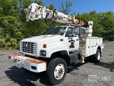 2000 GMC C7500 Digger Derrick Truck