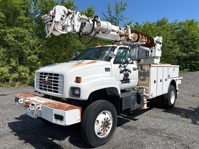 2000 GMC C7500 Digger Derrick Truck