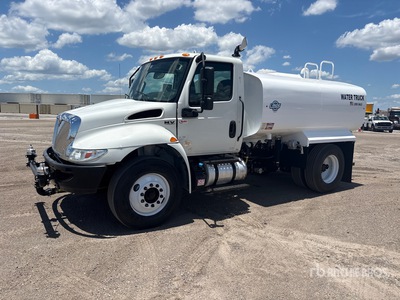 2020 International MV607 2000 gal 4x2 Water Truck
