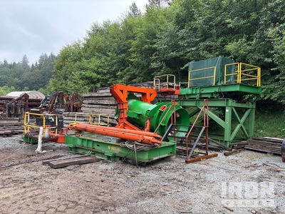 Vertical Pile Adjustable Hydraulic Template System