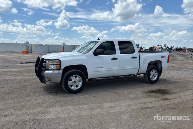 2013 Chevrolet Silverado 1500 4x4 Crew Cab Pickup