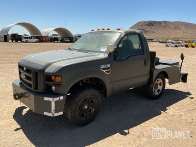 2008 Ford F-350 Super Duty Aircraft Pushback Tractor