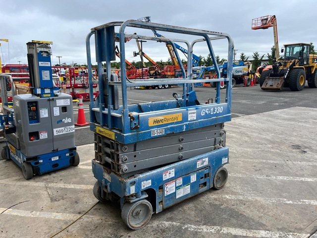 2017 Genie GS-1930 Electric Scissor Lift