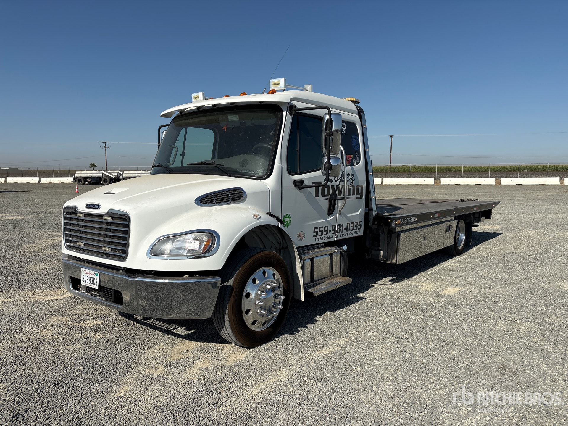 2022 Freightliner M2 106 Sleeper Rollback Truck
