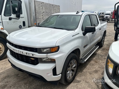 2021 Chevrolet Silverado 1500 Custom 4x4 Crew Cab Pickup