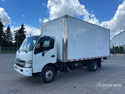 2019 Hino 195 4x2 Van Truck