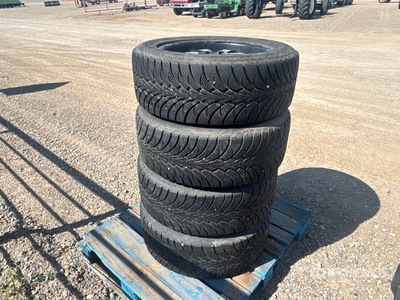 Quantity of (4) 275/55R20 Tires