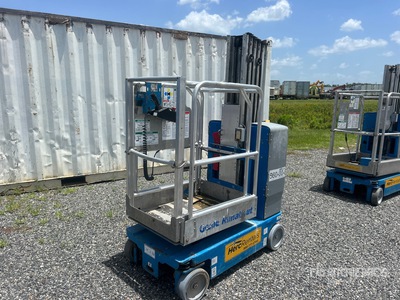2017 Genie GR20 Vertical Mast Lift