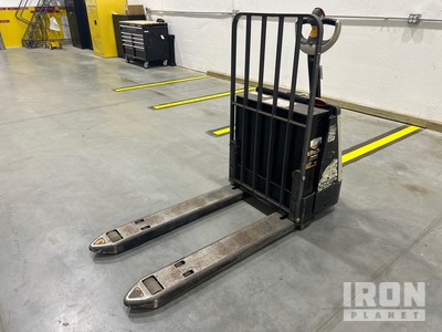 2017 Crown WP3035-45 4500 lb Pallet Jack