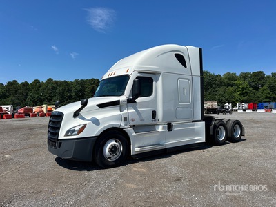 2022 Freightliner Cascadia 126 6x4 Sleeper Truck Tractor