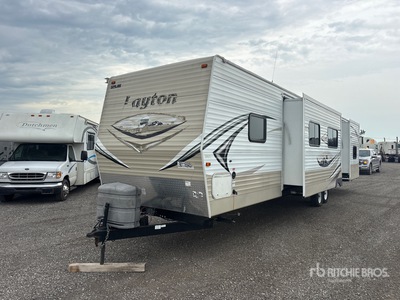 2013 Skyline 36 ft T/A Travel Trailer