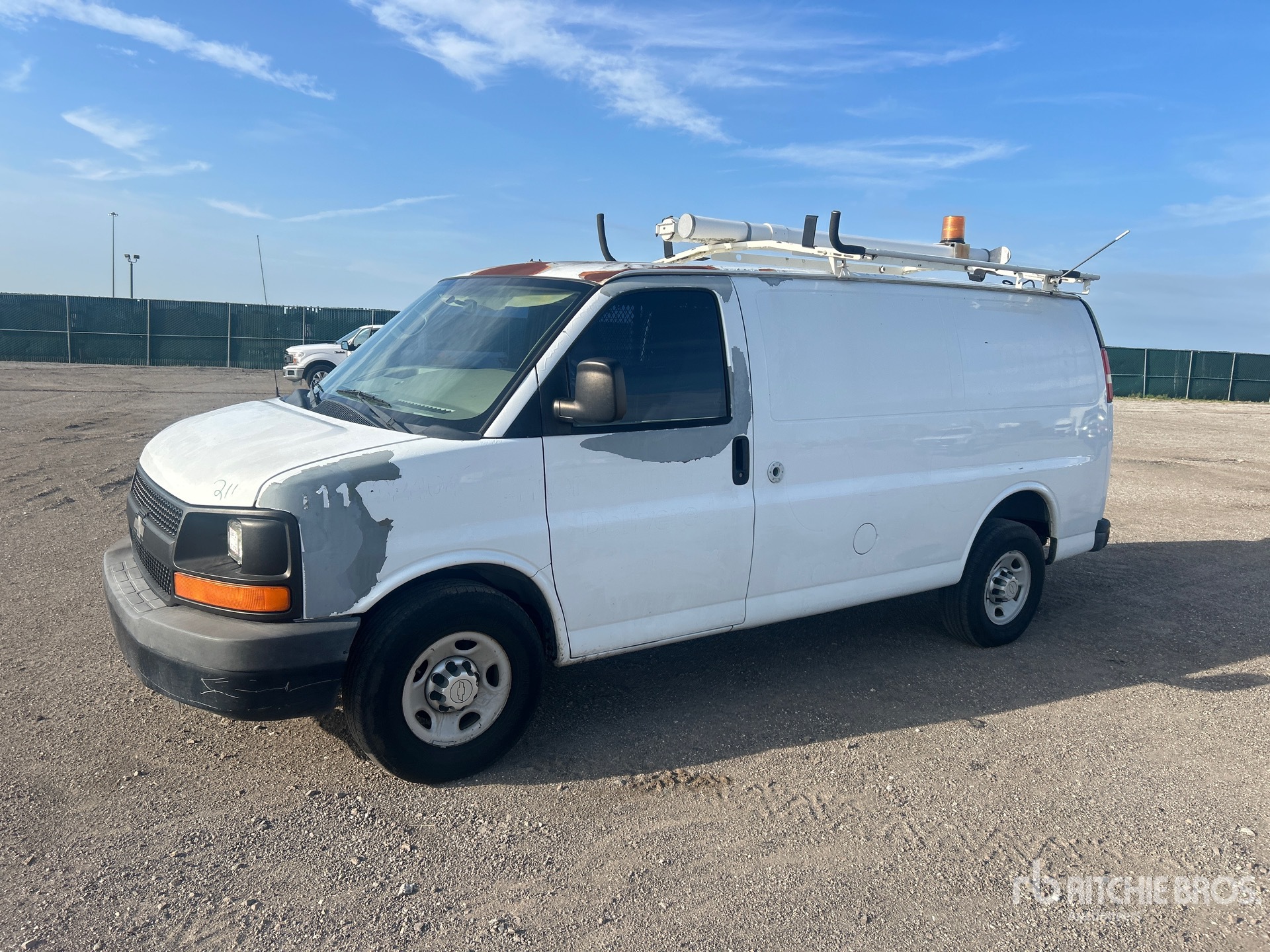 2011 Chevrolet Express 2500 Cargo Van