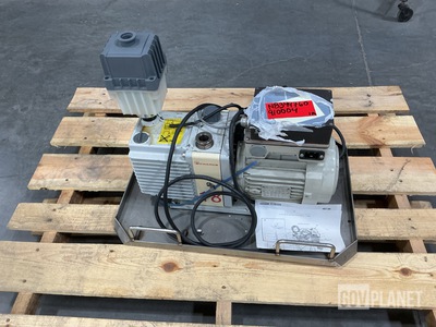 Edwards E1M18 Rotary Vacuum Pump
