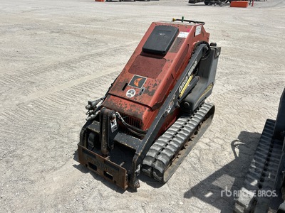 2009 Ditch Witch SK650 Mini Compact Track Loader