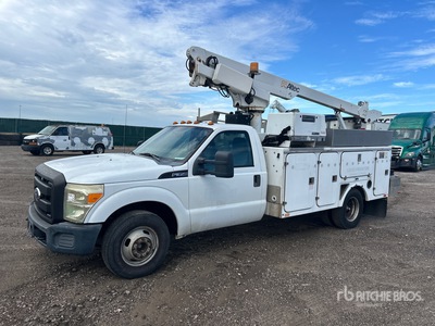Altec At200a 30 ft on 2012 Ford F-350 XL 4x2 Bucket Truck