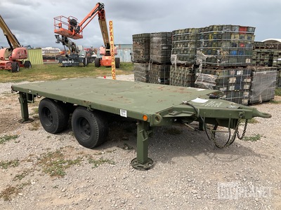 M1061A1 T/A Flatbed Trailer