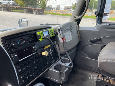 2010 International 4300 SBA ユーティリティトラック