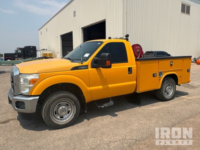 2016 Ford F-250 XL 4x4 Utility Truck