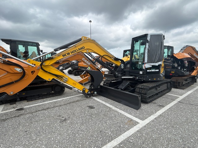2025 New Holland E90D Tracked Excavator (Inoperable)