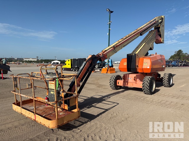 Articulating Boom Lifts