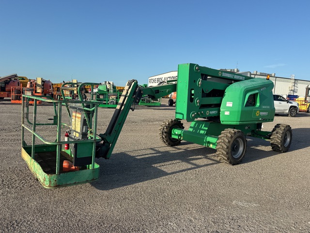 2017 JLG 450AJ 4WD Diesel Articulating Boom Lift