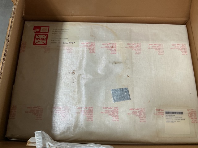 HP 8660D005100 Signal Generator