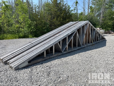 Quantity of (44) Roof Trusses: 252"Lx89"H ورش و مخازن متنوعة
