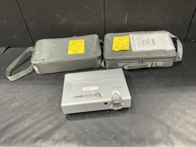 (3) Phantom PP100 Electric Floodlight Set