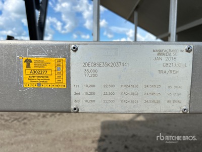 2019 Doepker B-Train Lead Grain Trailer