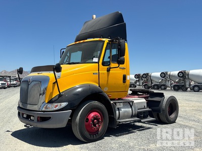 2013 International 8600 4x2 S/A Day Cab Truck Tractor