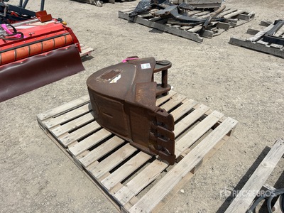 15 in Digging Excavator Bucket
