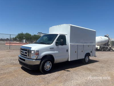 2024 Ford E-350 4x2 Utility Truck