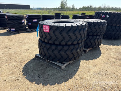 Quantity of (4) Bedrock 20.5-25 E3/L3 Pneumatici (Unused)
