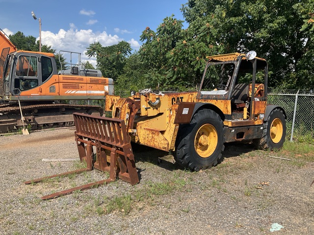 1999 Cat TH83 Telehandler 1999 Cat TH83 Telehandler
