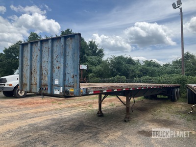 2000 Fruehauf 48 ft T/A Flatbed Trailer