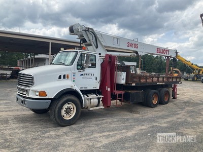 Elliott 2400 48000 lb Straight Boom on 2005 Sterling LT8500 6x4 Boom Truck