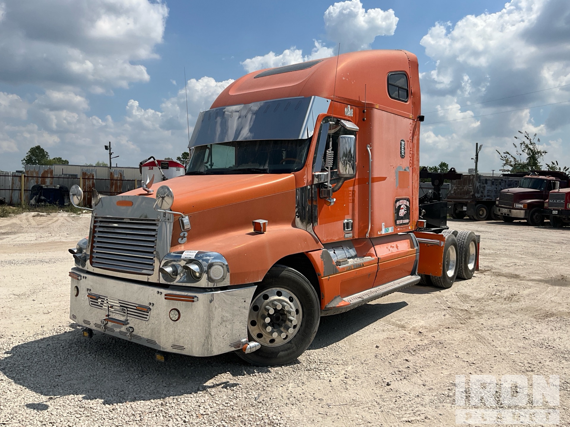 1998 Freightliner Century Class CST120 6x4 Sleeper Tow Truck