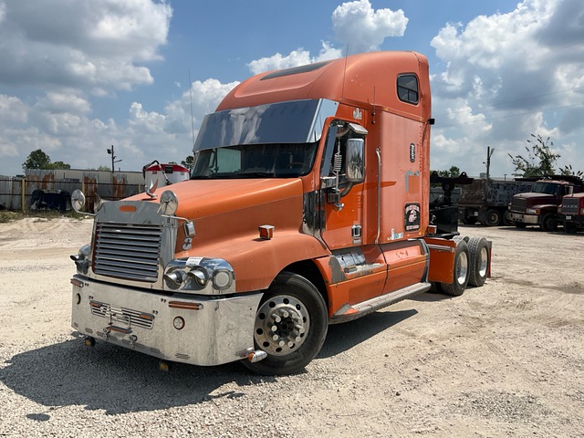 1998 Freightliner Century Class CST120 6x4 Sleeper Tow Truck