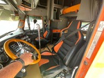 Cab with Seats/armrests